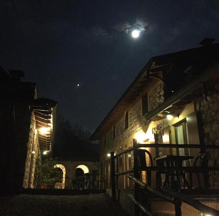 Agriturismo Il Talento Nella Quiete Castiglione dʼIntelvi Eksteriør bilde