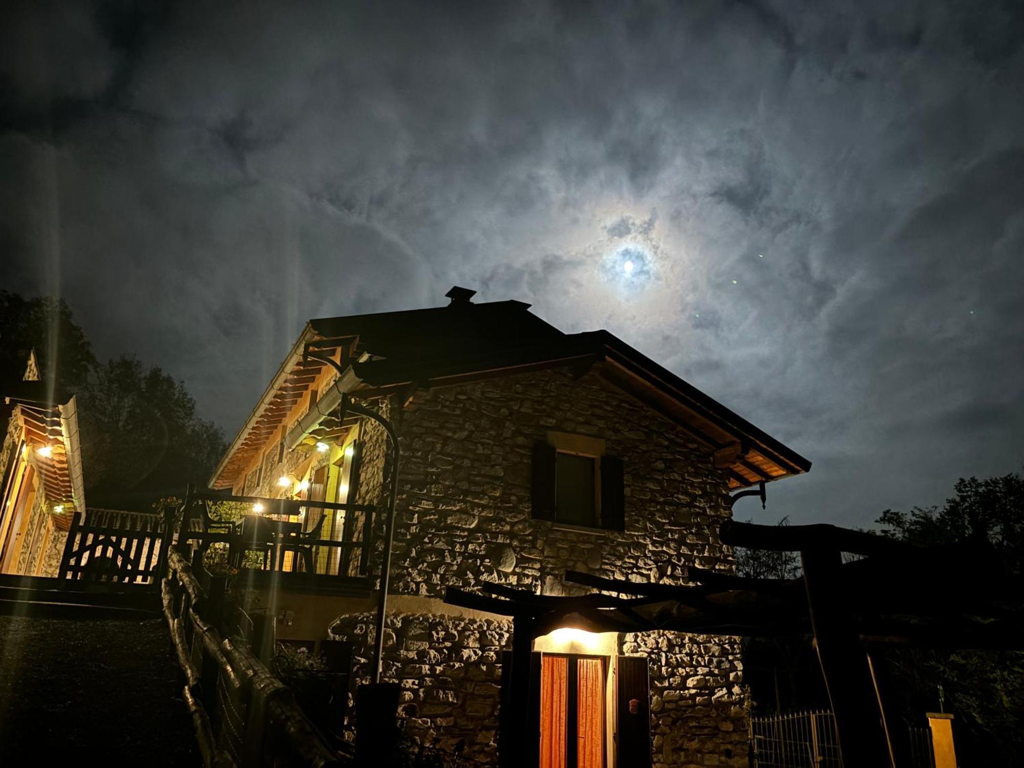Agriturismo Il Talento Nella Quiete Castiglione dʼIntelvi Eksteriør bilde