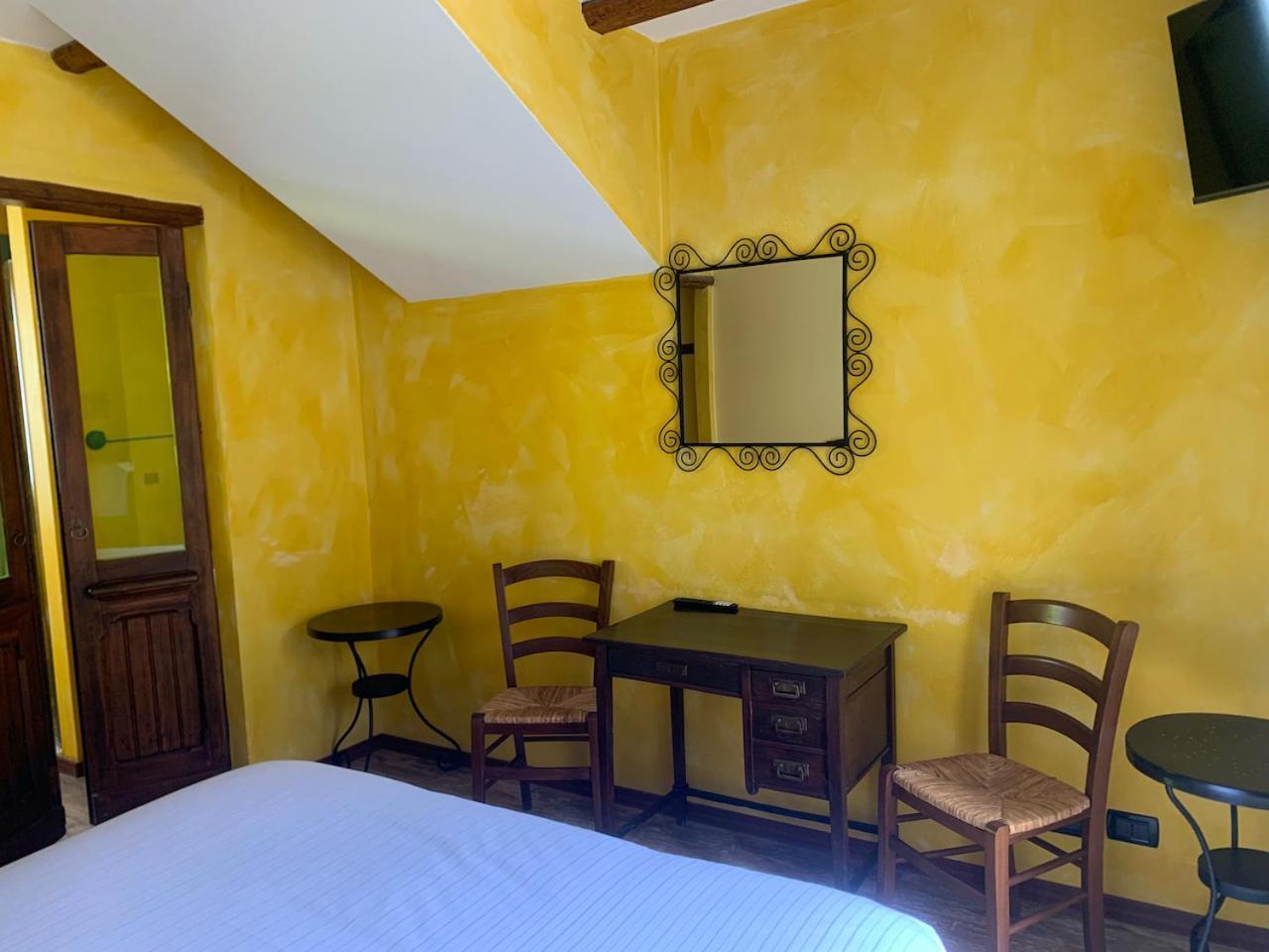 Agriturismo Il Talento Nella Quiete Castiglione dʼIntelvi Eksteriør bilde